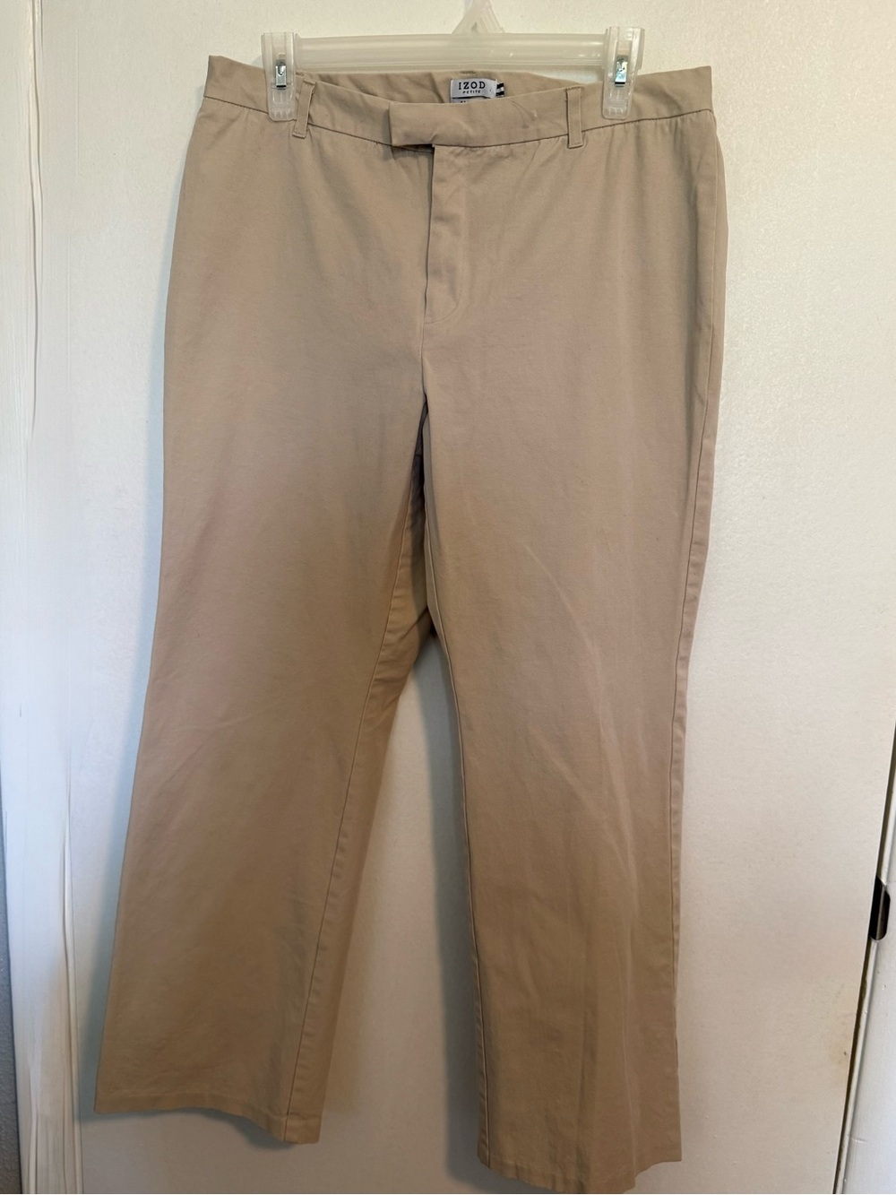 Izod Women’s Beige Straight-Leg Chinos